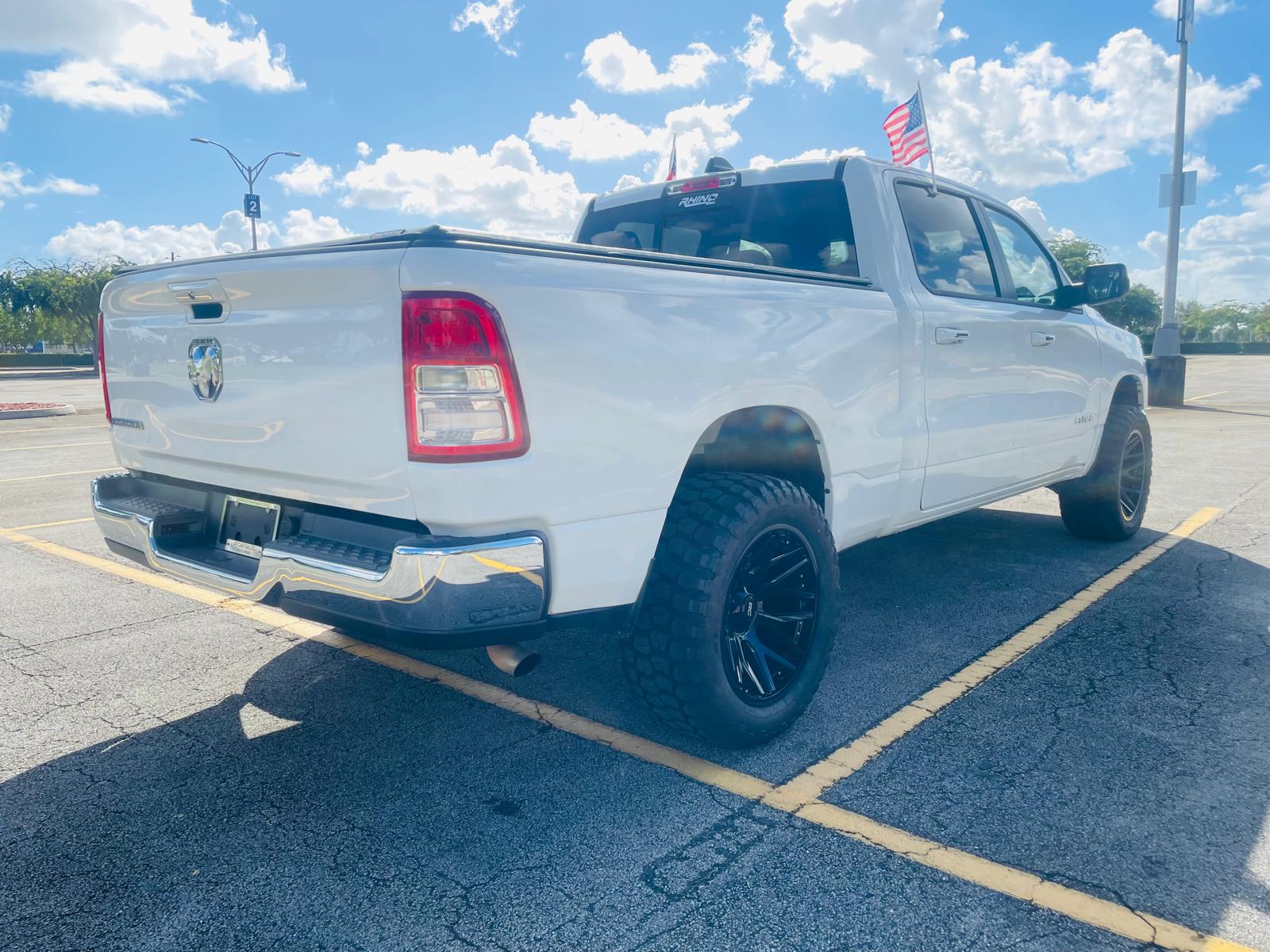 FLOTA – MARYANT SOLIS